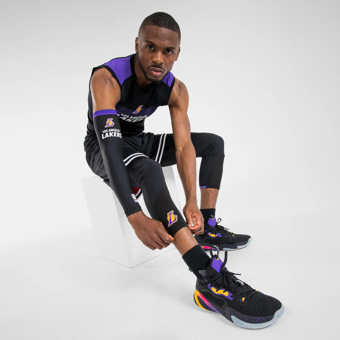Adult Basketball Sleeve E500 - NBA Los Angeles Lakers