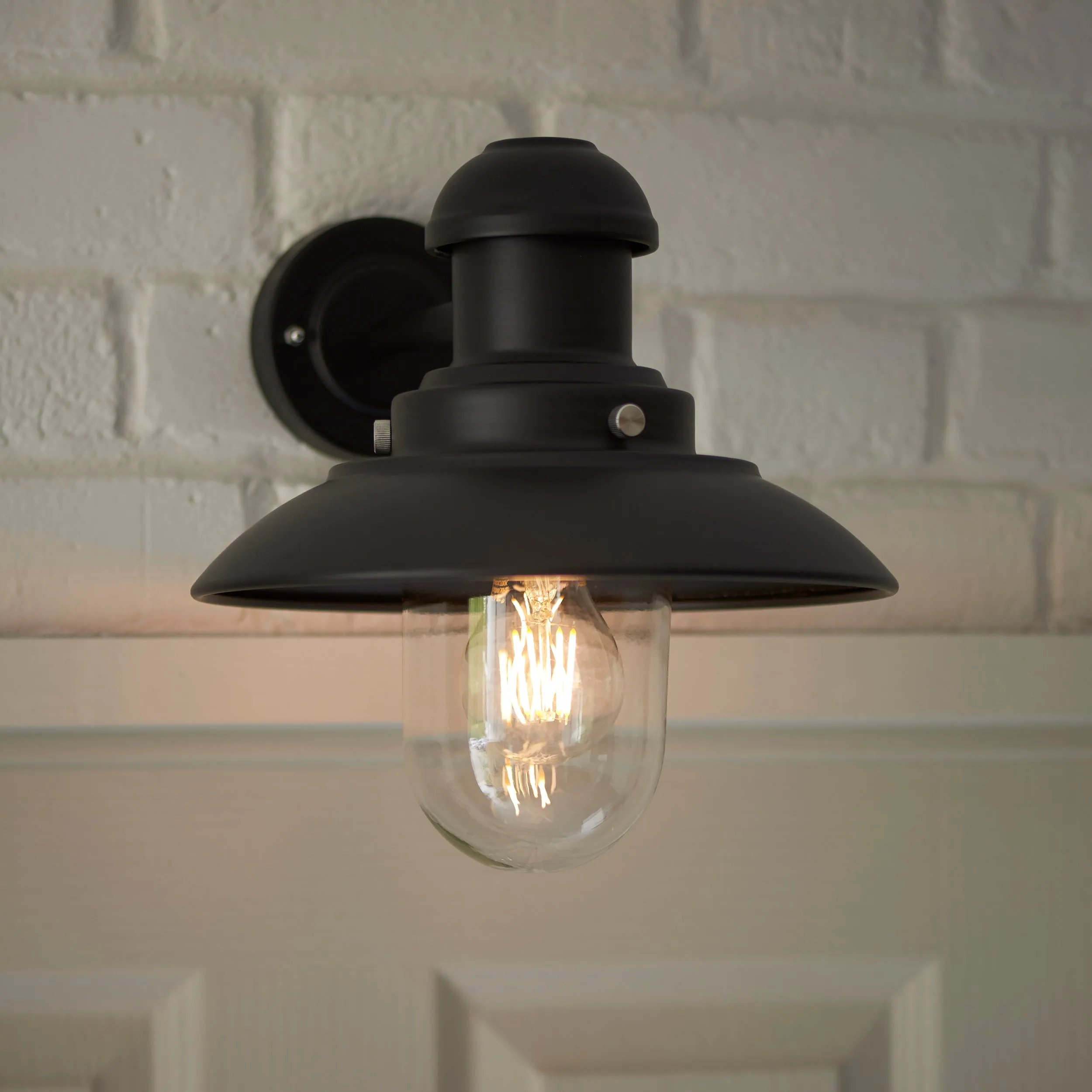 Endon 95982 Hereford 1lt Wall Matt black & clear glass 10W LED E27 (Required)