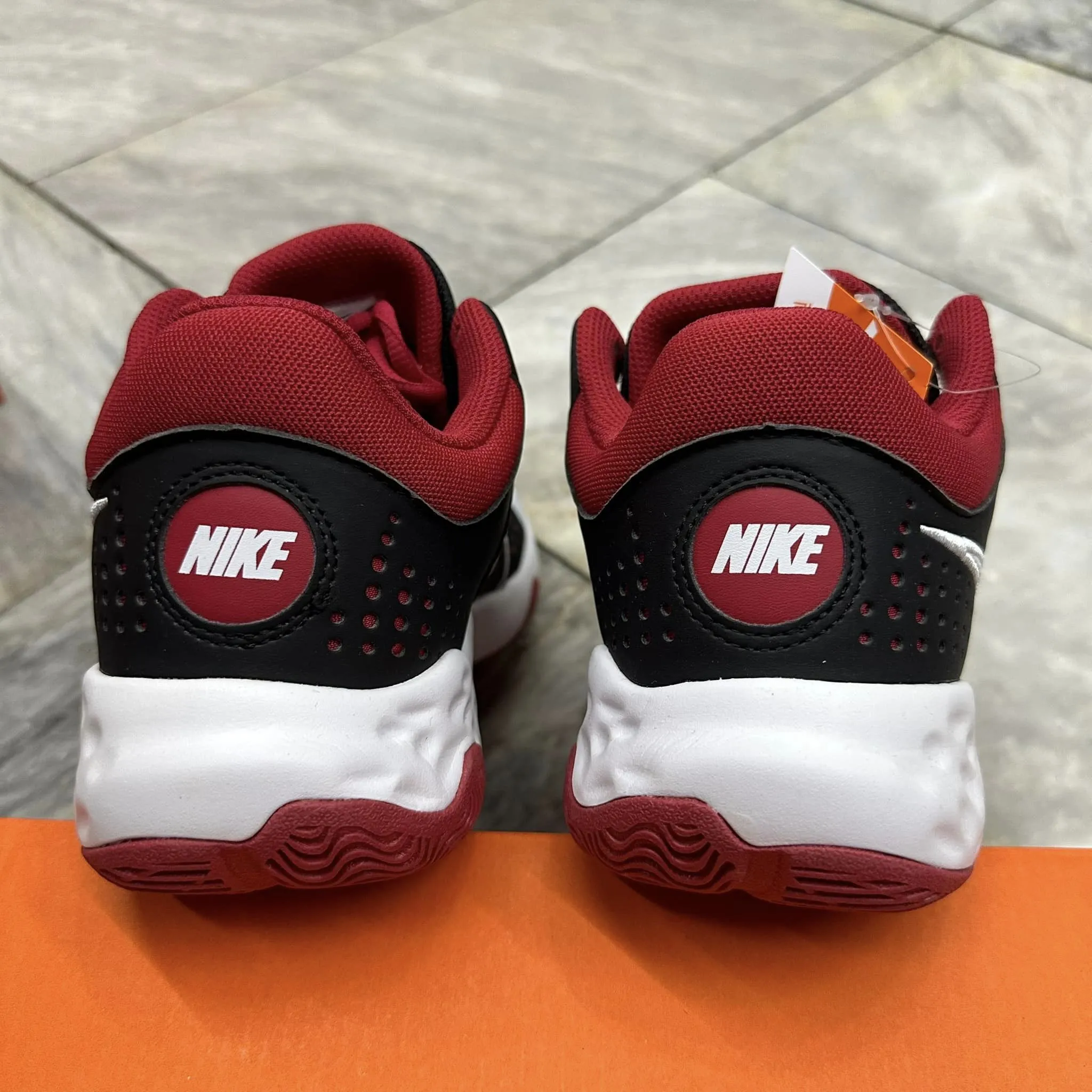 FlybyMid3 "Gym Red"
