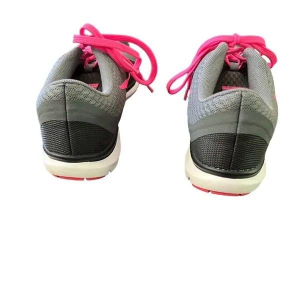 Nike training flex TR6 gray with pink laces