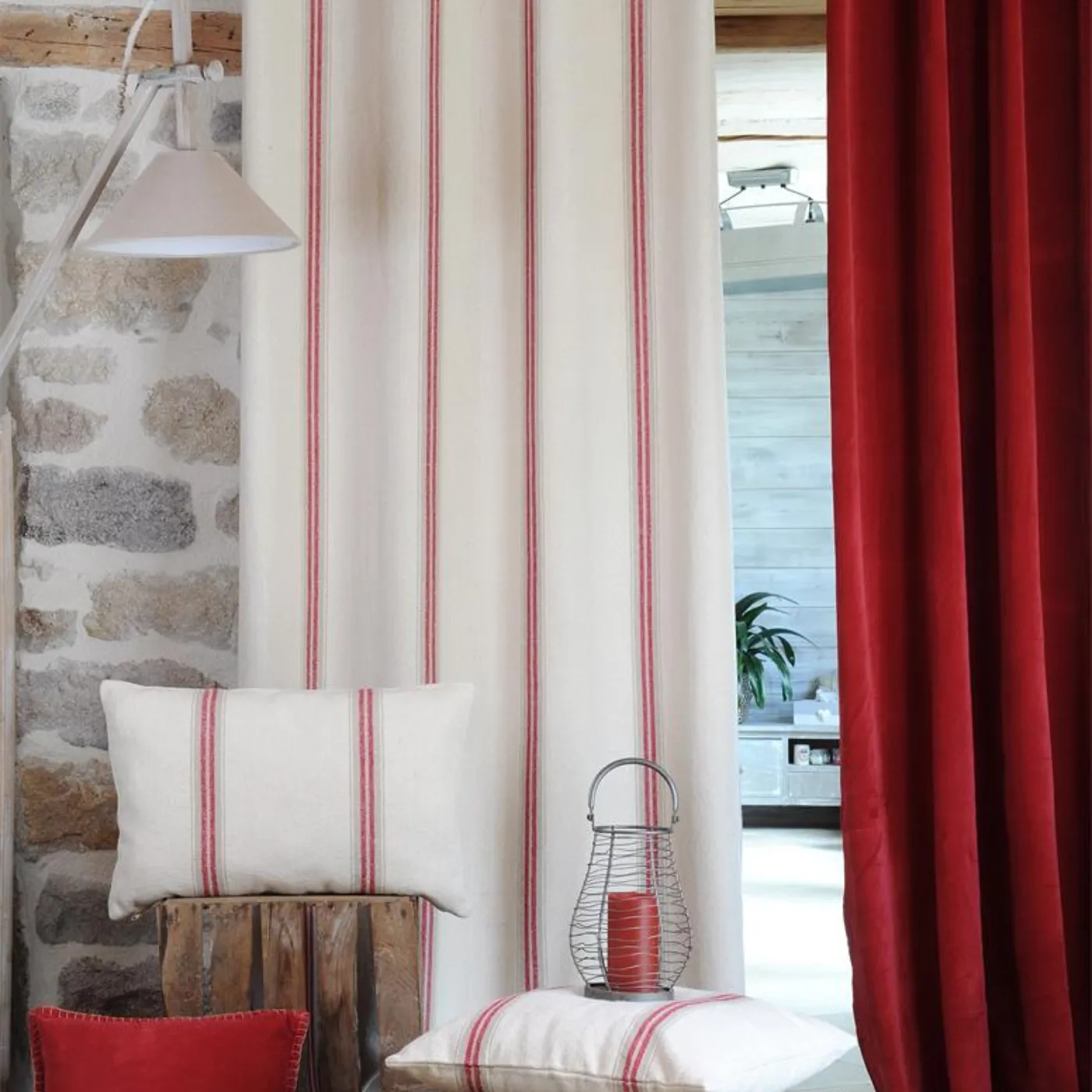 Stof Montauban Rouge Cushion 40x60cm