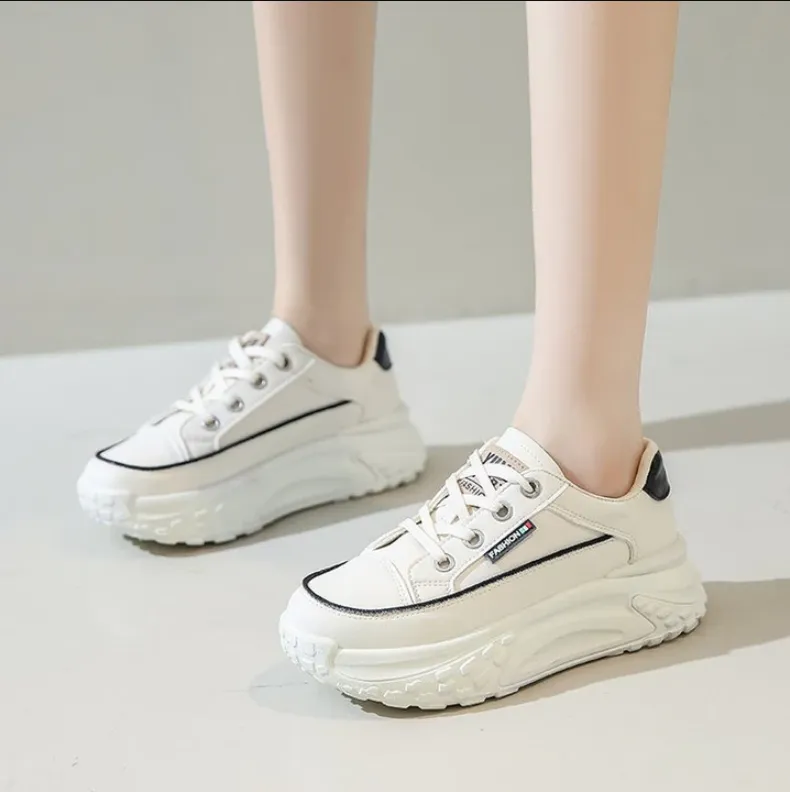Stylish orthopedic women's shoes by Ladena