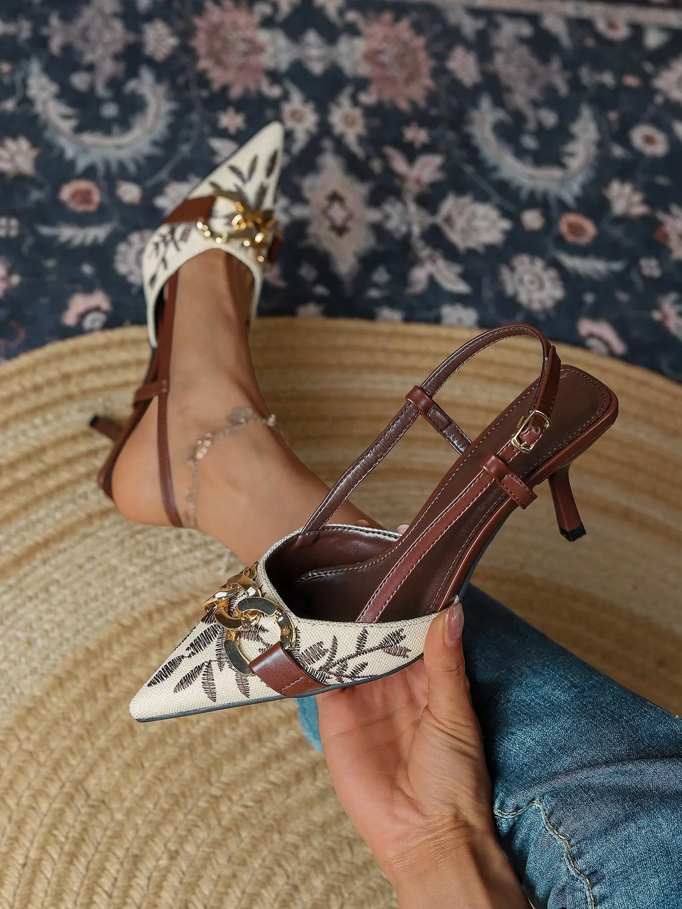 Women Floral Embroidered Chain Decor Pumps, Polyester Slingback Stiletto Heeled Fashionable Pumps Beige